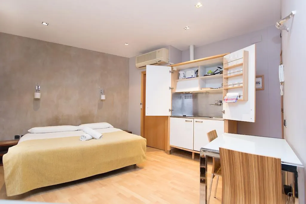 Ainb Born Tiradors Apartments Spain